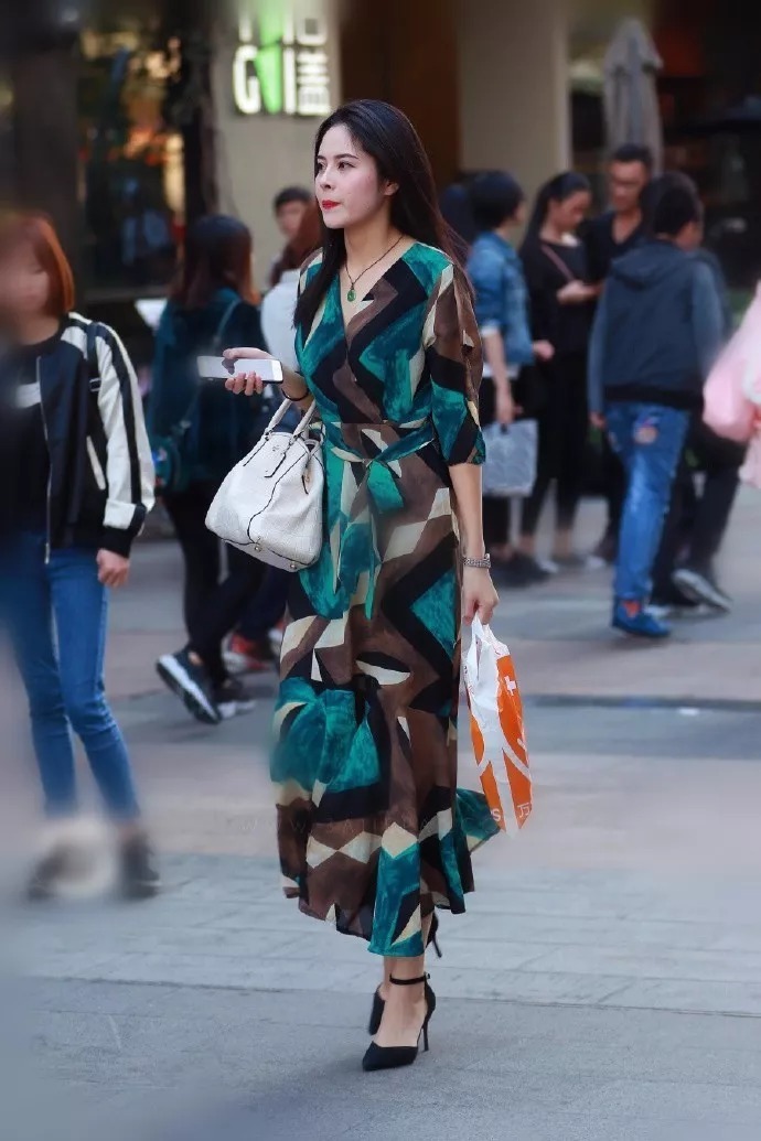 高跟鞋气质搭配,简约的时尚也可以有气质