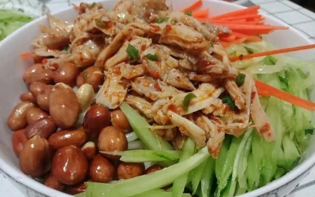 早餐面条这样做，大人小孩都爱吃，吃上十天都不会厌