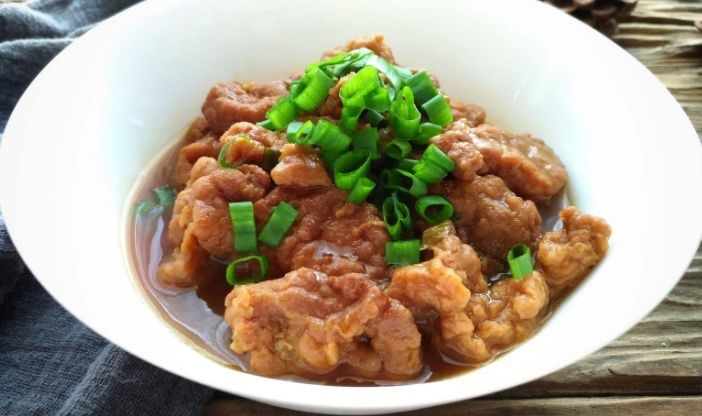 教你扣碗酥肉的做法,简单易学,好吃不腻,摆上桌特别抢手