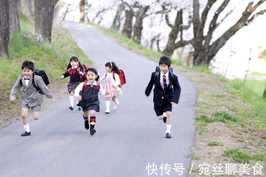 作业|李玫瑾:孩子放学回家写作业前,先让他去做一件事,学习效率更高