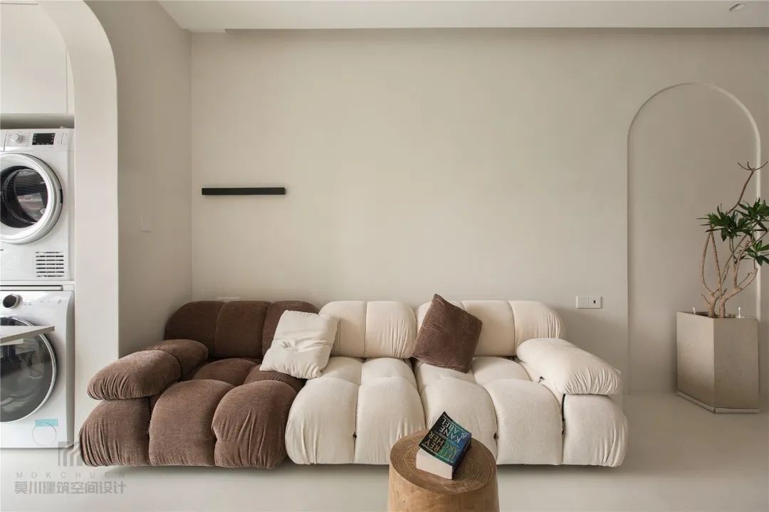 布置|90㎡现代侘寂风,极简的空间,优雅的线条,舒适的软装