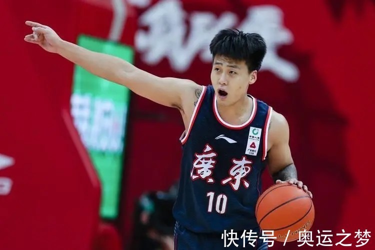 复出|广东男篮两消息,赵睿复出时间确定,马尚被放弃,或无缘四连冠!
