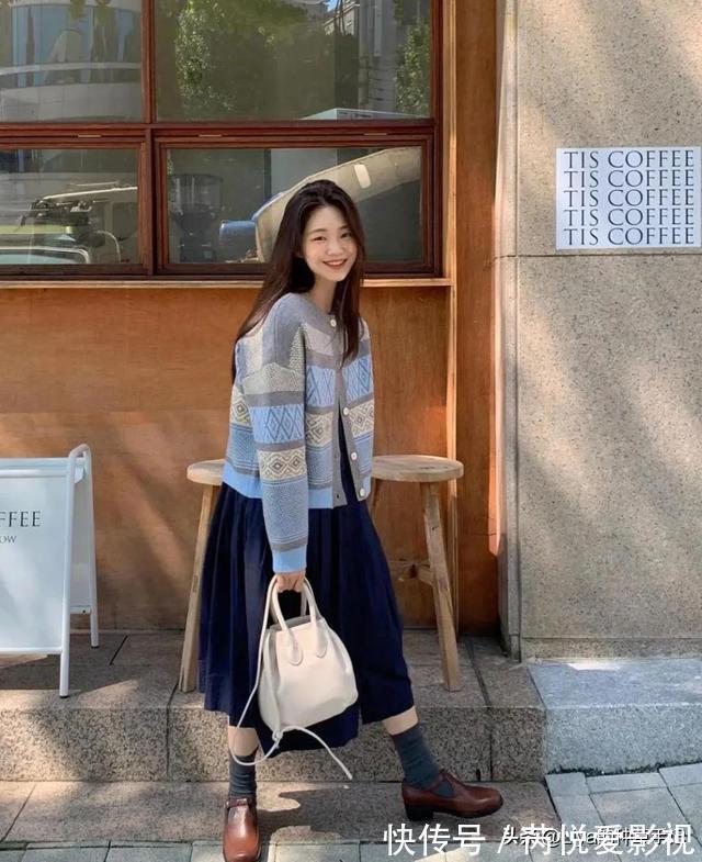 liy今春流行的鞋子,拜托你穿这3双,很洋气