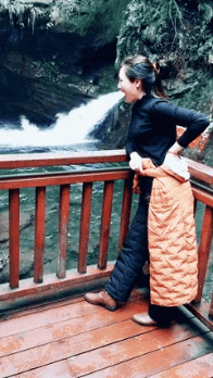 |搞笑GIF:孩子有时候都比大人懂事,共享单车可不是给某个人的