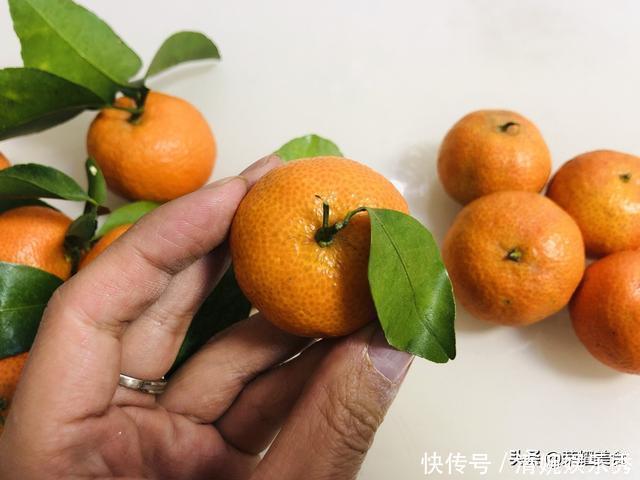 买砂糖橘时,挑有叶子还是没叶子的?牢记“4不买”,别再随便买