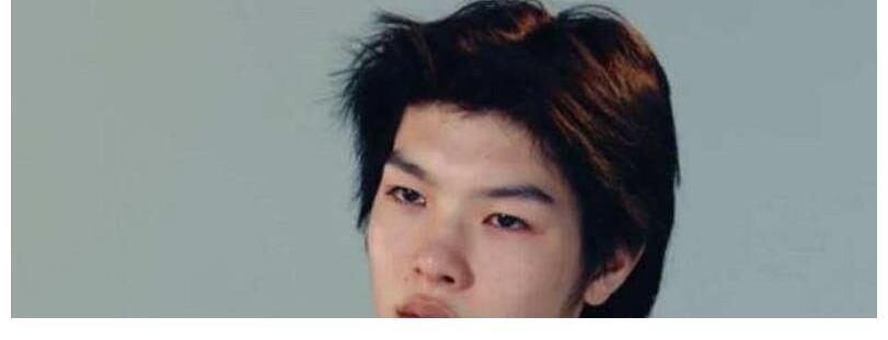 《变形计》最豪富二代，因衣服太大牌全程打码，网友：穷限制想象