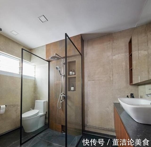 主卧|为了“脱贫”,132㎡的家能有多拼?房子住了5年,书桌是废品改的