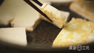 豆腐|豆腐的经典吃法，3个人一大锅，顶饱