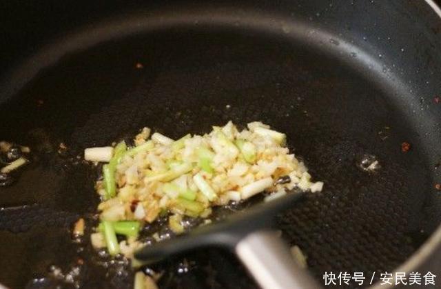 教你做爽滑的水煮肉片,方法配料告诉你,在家轻松搞定
