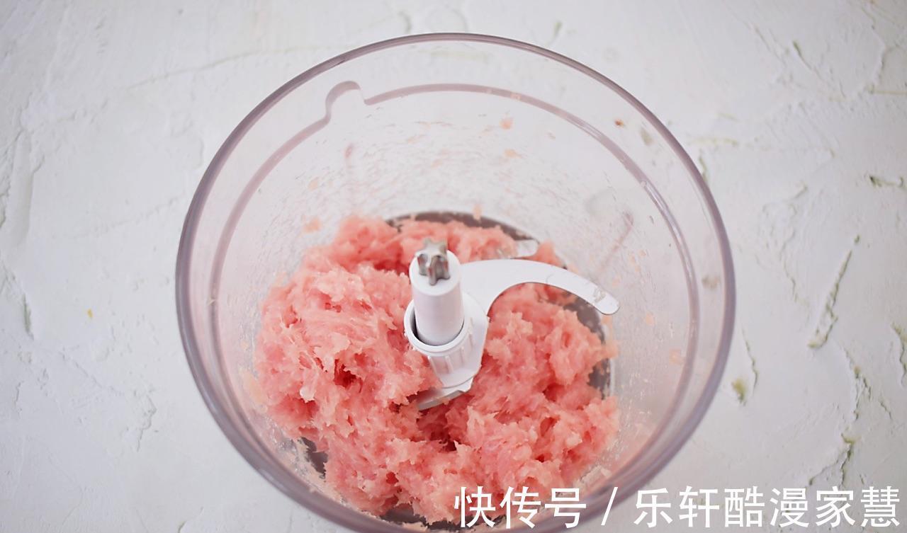 裱花袋|在家自制猪肉肠，肉质鲜美，营养健康