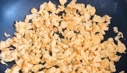 调韭菜馅儿,调料不懂别乱放,只需2种料,饺子鲜香入味,超好吃