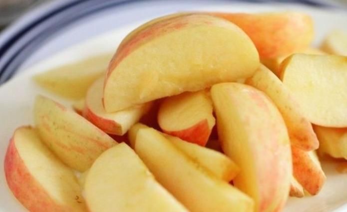 萝卜|苹果好吃却不可以乱吃,吃苹果有一大禁忌,还很多人不清楚!