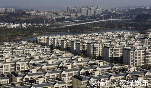 城市之间|又一座空城出现5万就能买套房,为何还是没有人愿意买
