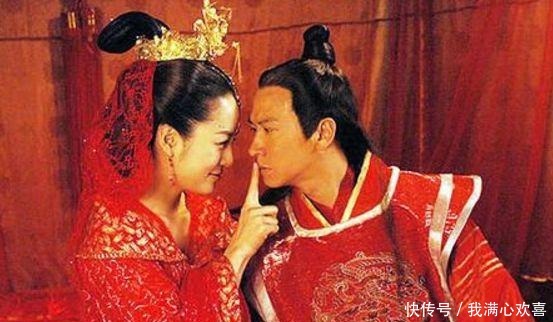 状元违抗圣旨不愿娶公主,宰相说8个字,状元立即结婚!