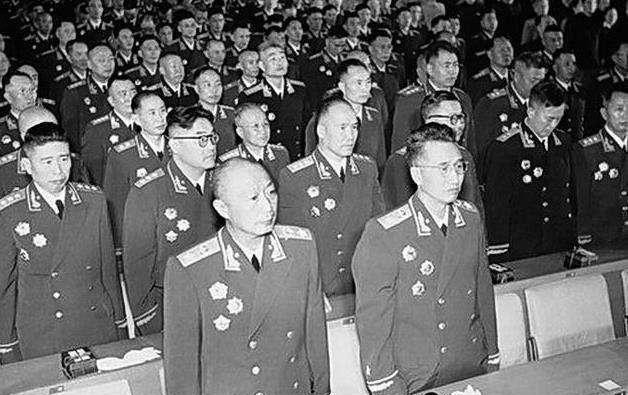 他是少将中行政级别最高之人,授少将军衔,