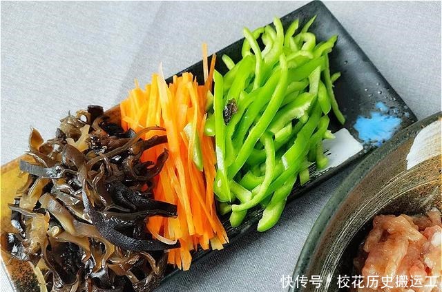 鱼香肉丝好吃有窍门！记住“123”的口诀，肉丝滑嫩，香味十足