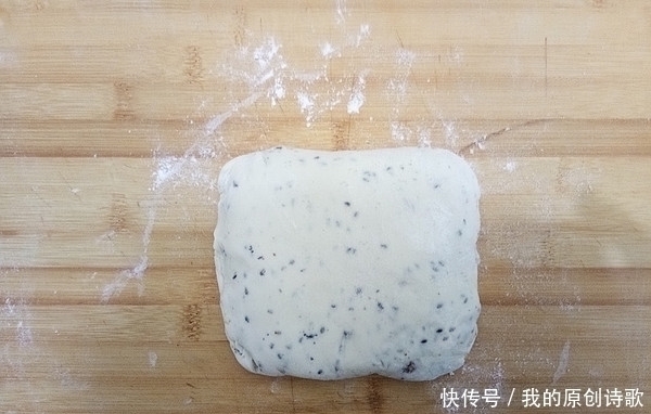 白头发增多,医生推荐多吃它,隔三差五吃几次,白头发慢慢减少