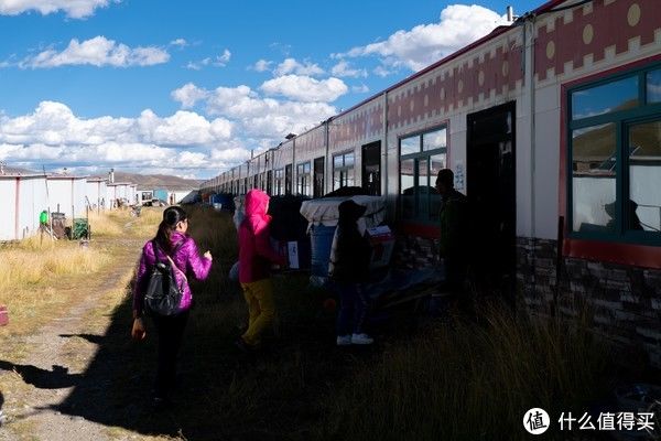 佛国|旅游之路 篇五：重走唐蕃古道，千里佛国 （一）世界之最，用信仰垒筑的墙~巴格玛尼石经墙