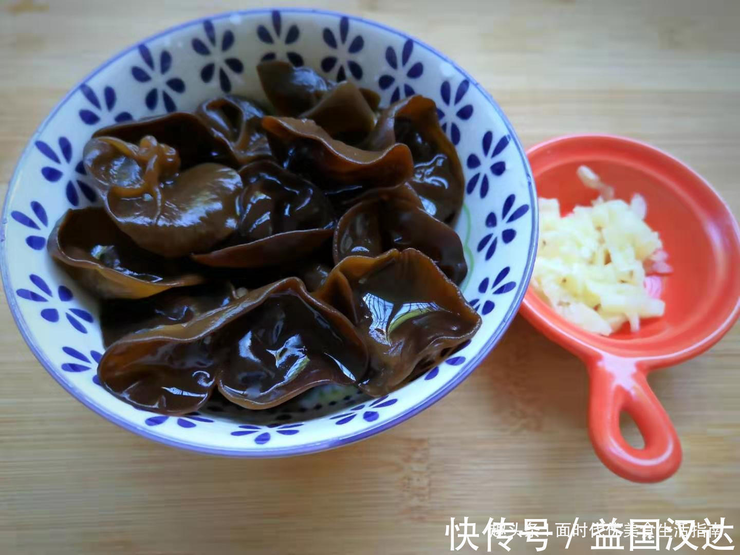 补血|它是“食物中的阿司匹林”,铁是菠菜的20倍,常吃滋肾养胃还补血