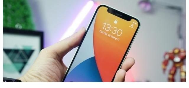 北斗导航|首批用户急眼了，库克宣布iPhone 12调低1100元，买早真的草率了