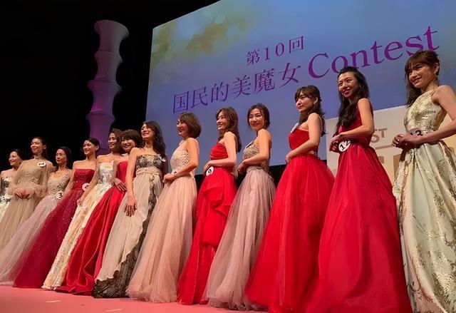 冠军 52岁阿姨获日本美魔女大赛冠军,完美身材不输少女,冻龄全靠自律