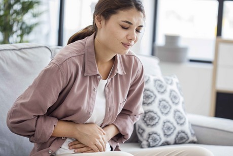 性激素|妇科医生提醒女人有这5个症状,暗示你可能患卵巢癌,别忽视