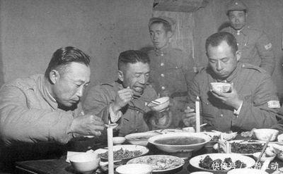 名菜|淮海战役我军用新战术，围而不打起锅开灶，上万国军输给一道名菜