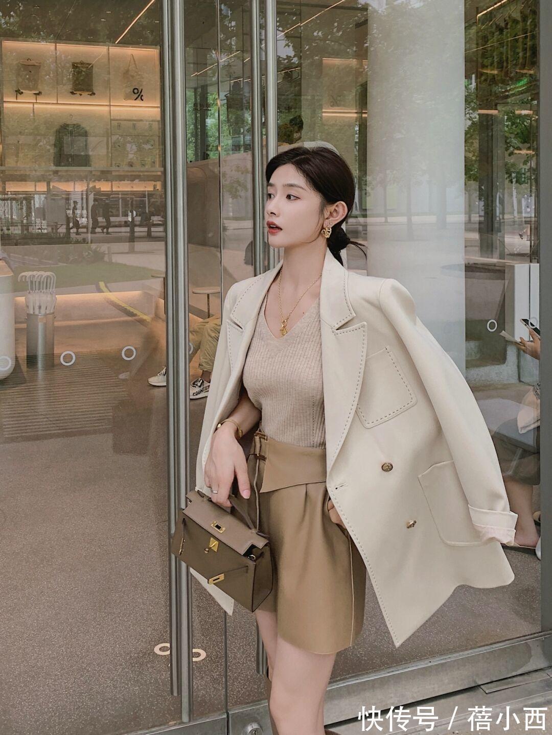 针织开衫|真正的时髦精,入秋第1件外套首选“针织衫”,百搭洋气又高级