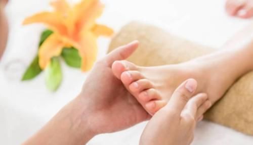 隐白穴|人身上有“脾经”,每天坚持揉,这些慢性病或慢慢“离你而去”!