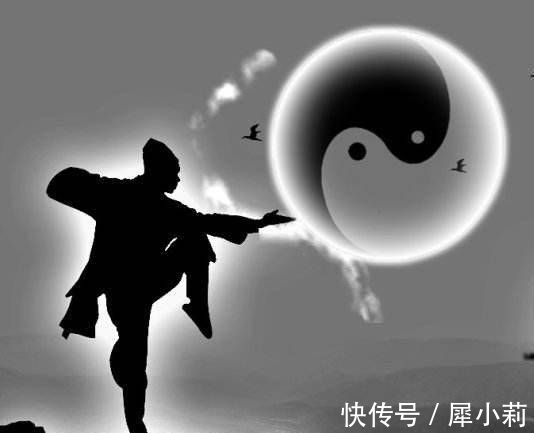 秘密|人到40岁,麻烦你在亲友面前保守这两个秘密,这是必备的心机