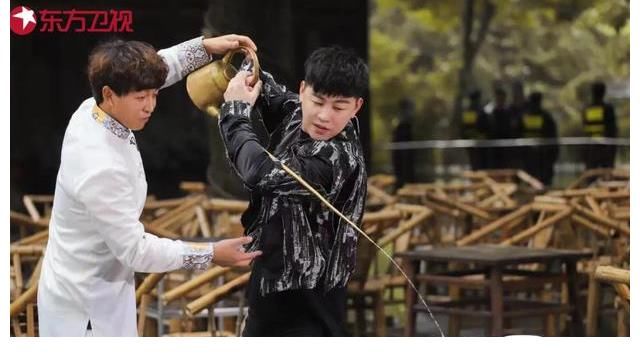 《一路唱響》導(dǎo)演揭秘節(jié)目首期落地成都的原因