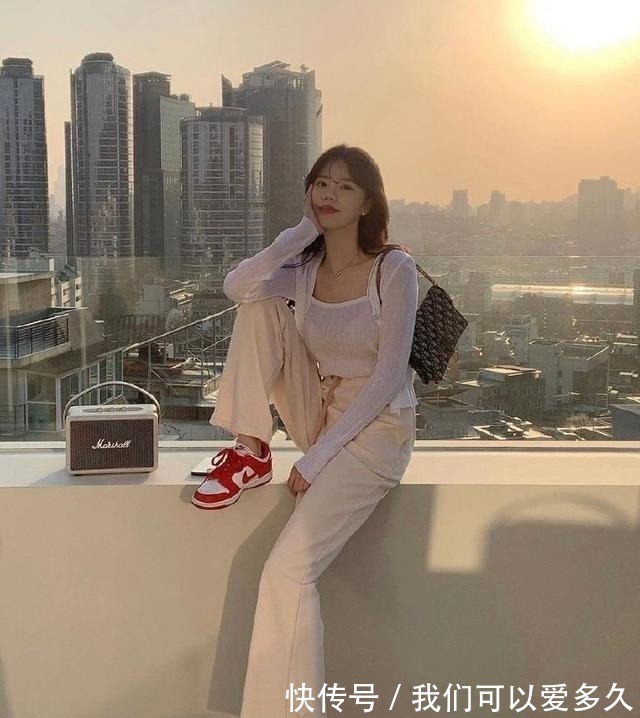 牛仔外套 秋天的外套别乱买,建议这样来挑选、搭配,时髦保暖又百搭!