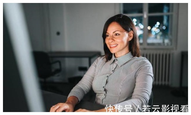 通知你|女性40岁后,若有5种“怪像”,多半在通知你:雌激素或将要干涸