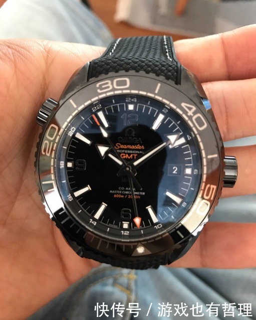 欧米茄超霸系列和海马系列，有什么区别要如何选择