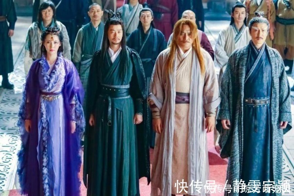 裘千仞|怪不得韦一笑的轻功天下无敌,你看他师傅是谁?张三丰都自愧不如