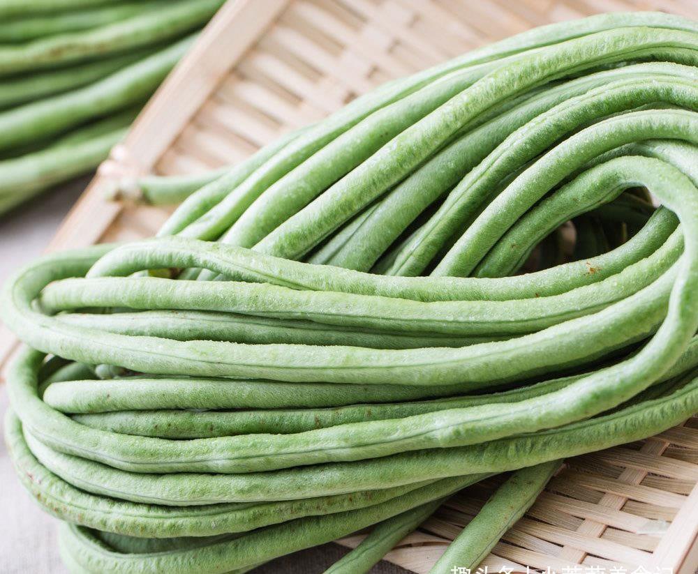 筋道|晒干豆角,有人焯水有人直接晒,都不对,教您1招,耐保存更好吃