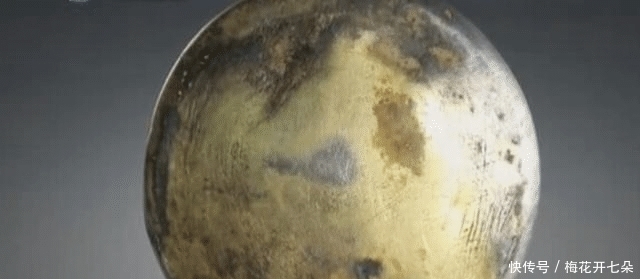 小时候玩具拿来鉴定,专家看后激动,直呼:一千三四百年的东西!