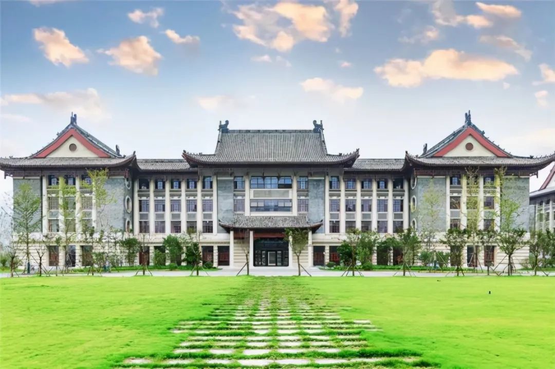 校区|郑州的这所“新大学”，终于来了！