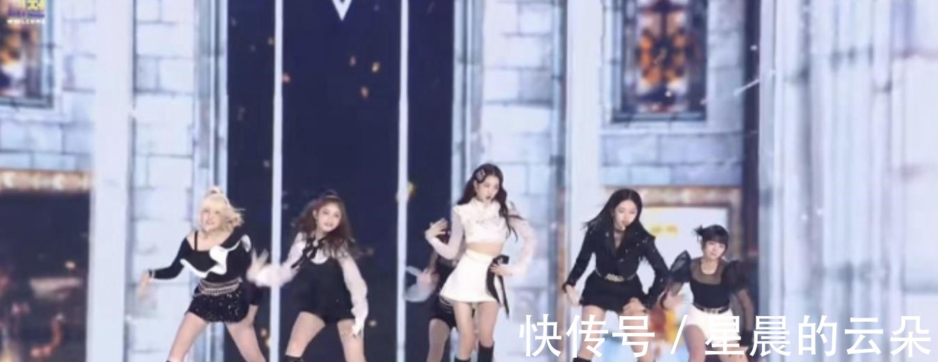 张员瑛与孩子们IVE舞台服装遭网友批评区别待遇