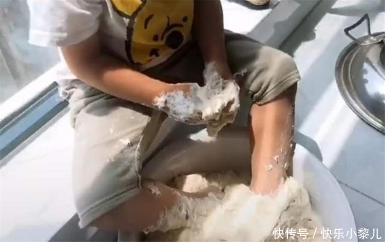 蒸馒头|宝妈刚想蒸馒头,一回头眼前一幕让她崩溃“这孩子我不想要了”