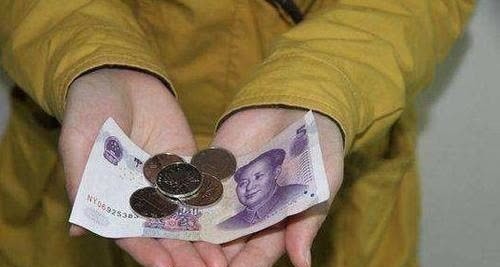 区别|从小有“零花钱”的孩子和没的孩子,长大后区别太大,父母要知道