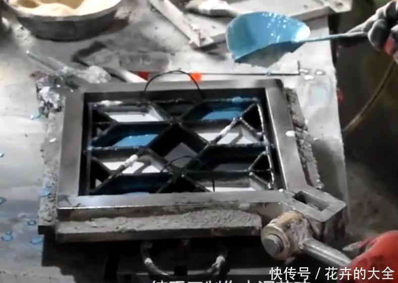 地砖|头一次见水泥做的花砖!如同油彩画一般,纯手工制作简直太美了