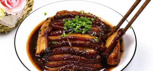 扣肉学会这样做,五星级大厨都称赞,做法正宗,吃起来一点不油腻