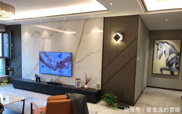 装修|晒晒2020年流行的现代轻奢，不简单的装修，进门就被客厅迷住了