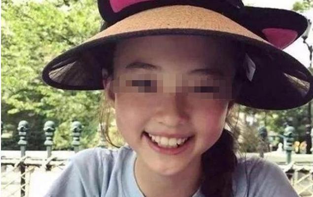 父母|8岁女儿因长得太漂亮,遭全家人“嫌弃”,亲爸直言看到就心烦