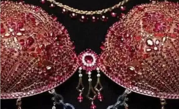 年纪|吉尼斯世界之最第二项赵丽颖无意打破,第三项年纪最大的母亲