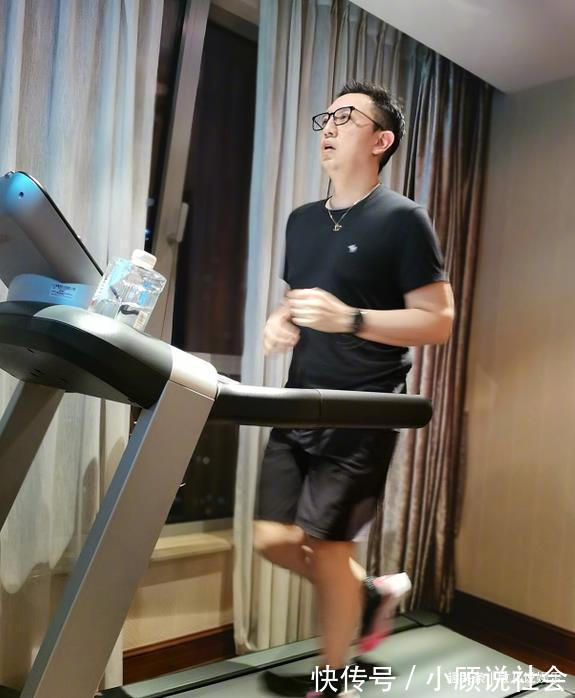 胡乔华|“中国好舌头”华少，一步步走到今天的结局该怪谁