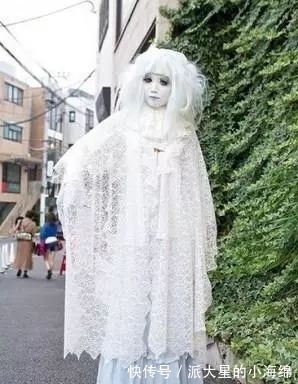 女孩子|于是说：日本女孩子上街这样打扮，一般人接收不了