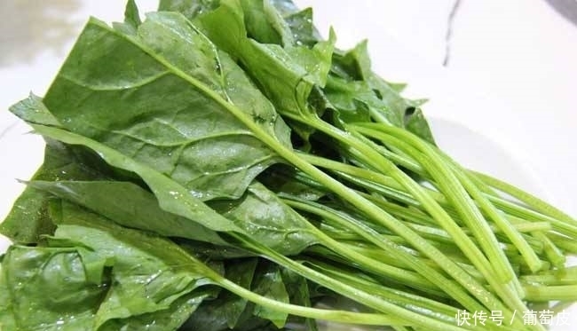 菠菜和此物一起炒,不贫血了,视力越来越好,肌肤变得光亮
