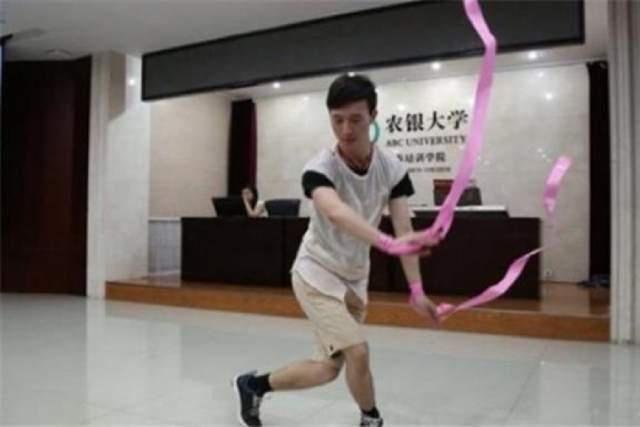 高考状元|659分高考状元却被北大拒收,父母的操作坑了他,值得反思